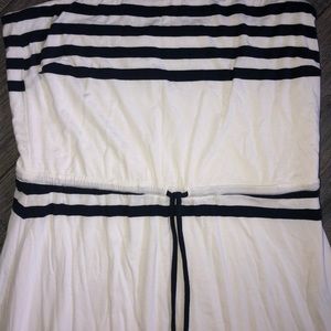 Banana Republic Dresses - Banana republic strapless Knit Stretch dress l Banana Republic Dresses - Banana republic strapless Knit Stretch dress l